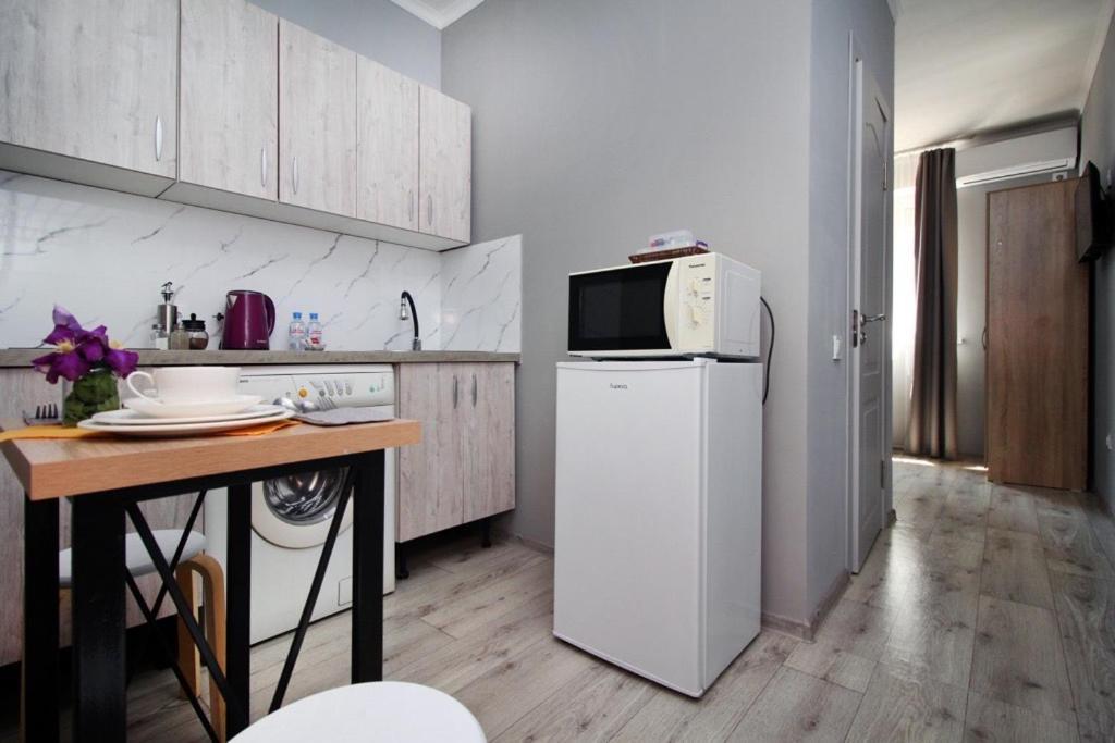 Kaznest Apart-Hotel Alma-Ata Exteriör bild